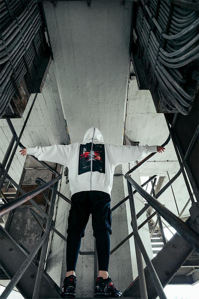 Smash Up Zip Jacket 02