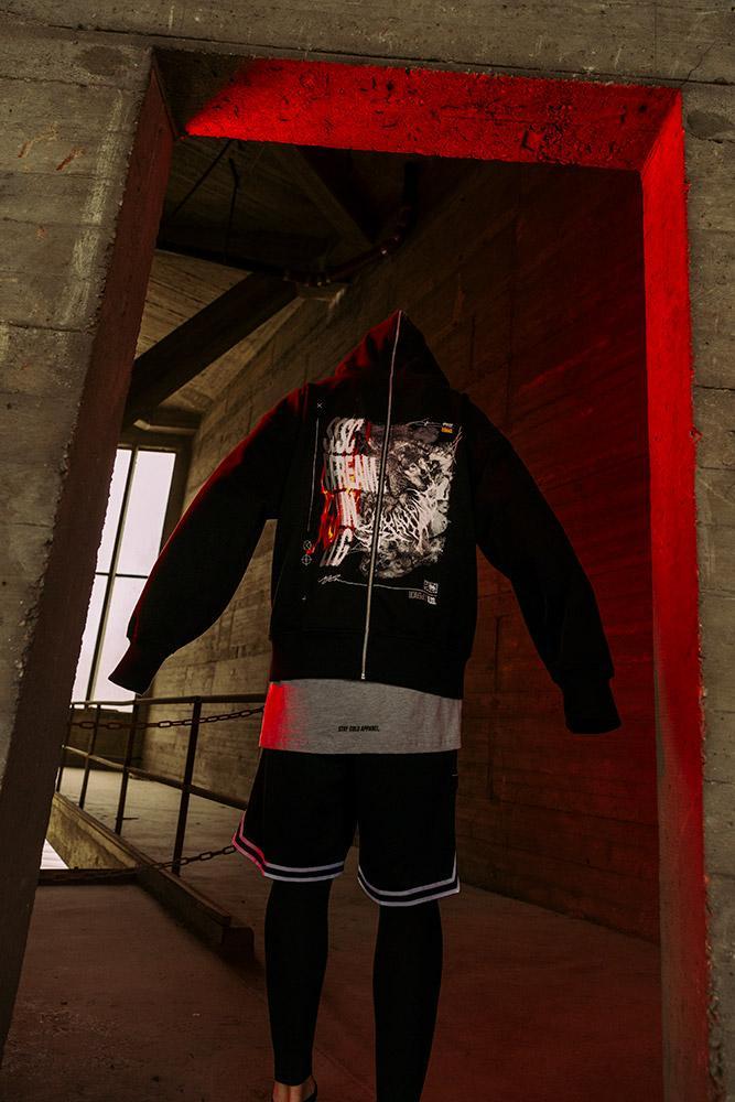 Smash Up Zip Jacket 01
