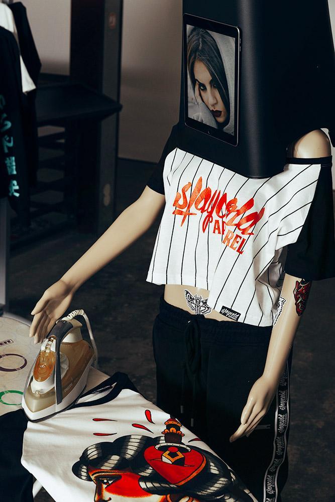 Switchblade Crop Top
