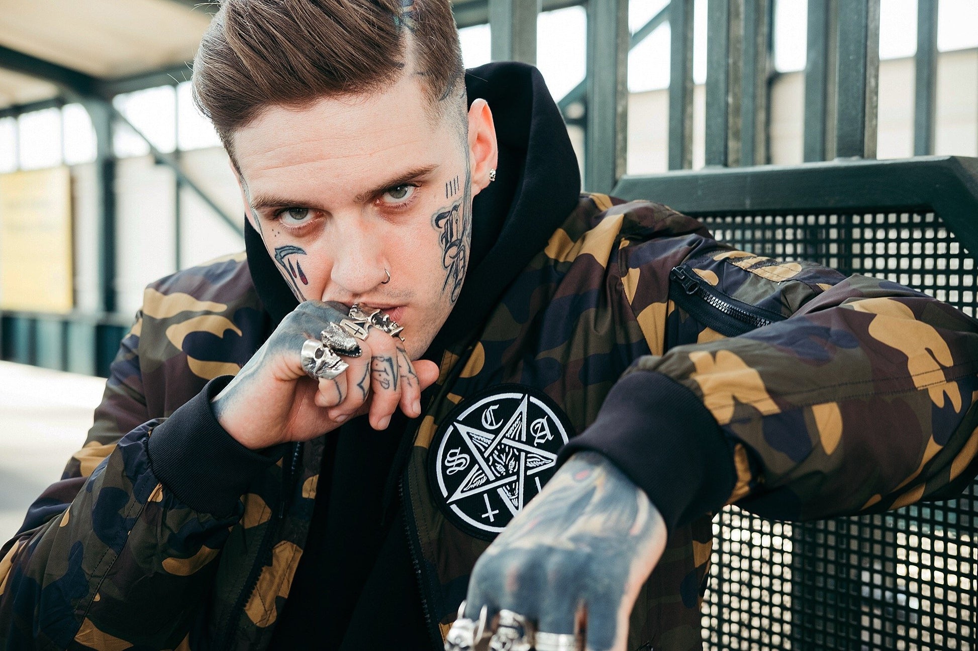 The Avenger Windbreaker Camo