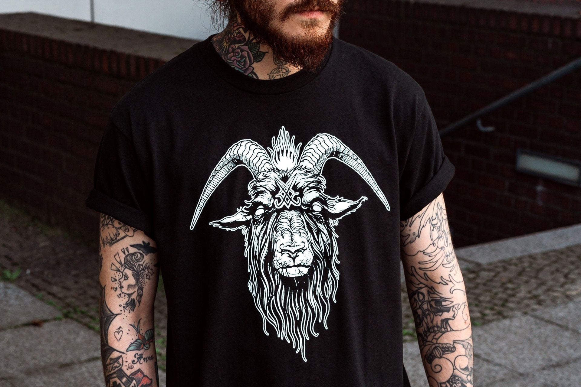 Kneel before no God Tee